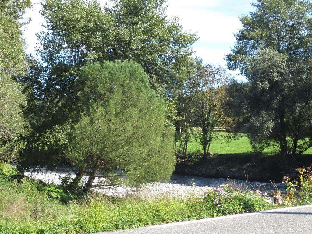 Gite Les Arrebourits 4 Etoiles Aneres Exterior foto